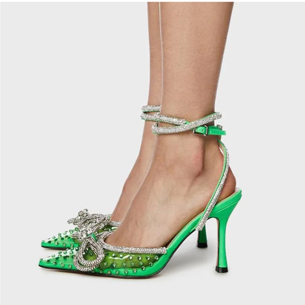 NWOT green pointed heel